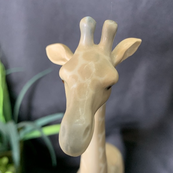 Porcelain Giraffe figure by Porcelanas Miguel Requena - Picture 9 of 10